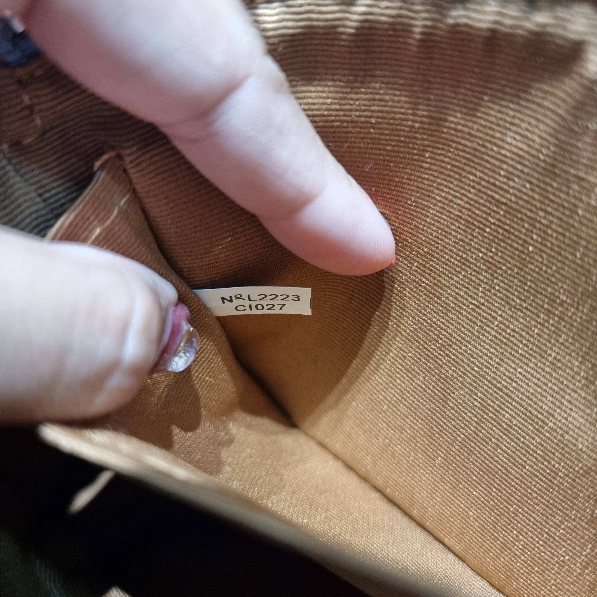 COACH Nolita 15 In Signature Chambray CI027 พร้อมส่ง คอลเลคชั่นใหม่ น่ารักน่าใช้ ในสไตล์คลาสสิค กระเป๋าทรงพอชขนาดมินิ สาวๆเห็นใบจริง ยังไงก็ต้องหลงรักไอเท็มนี้แน่นอนจ้า