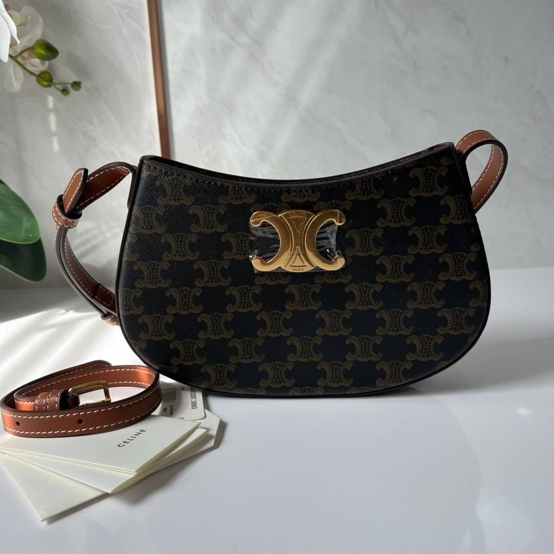 CELINE MEDIUM TILLY BAG IN SHINY CALFSKIN กระเป๋าสะพายไหล่/สะพาย คอลใหม่ทรงสวย มาแรง สวยหรูหรา