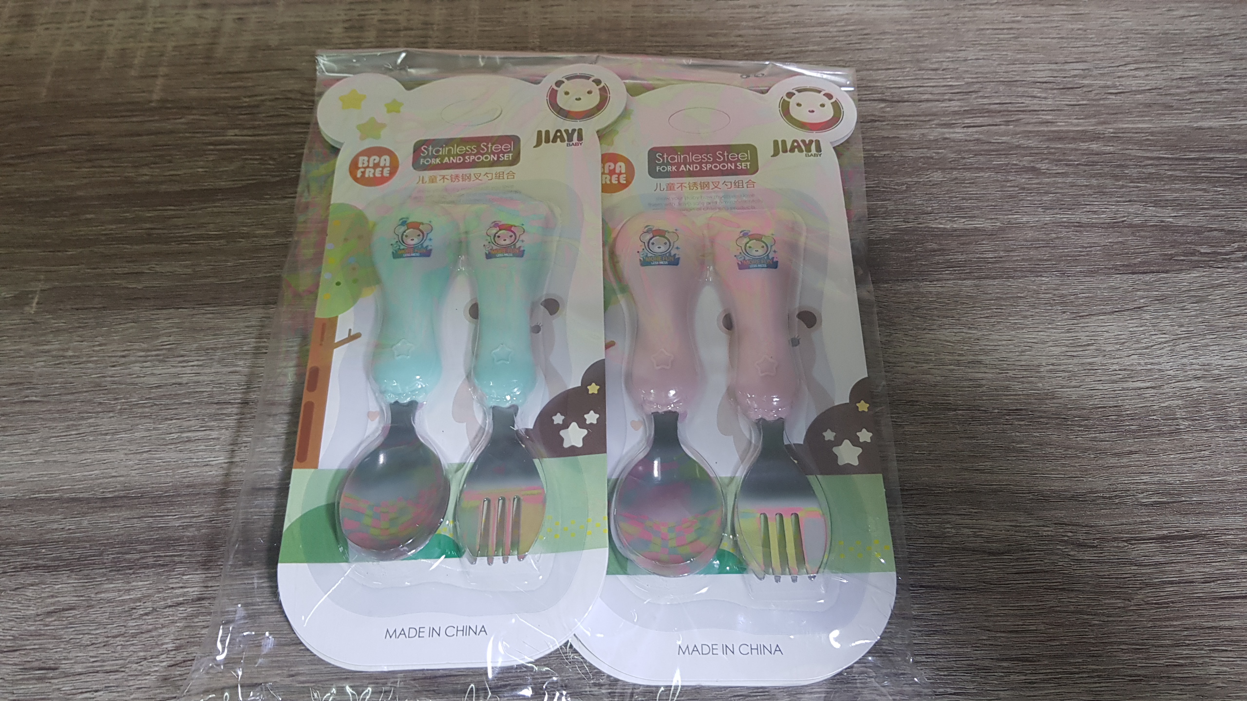 ชุดช้อนส้อมเด็กสแตนเลส(1คู่)