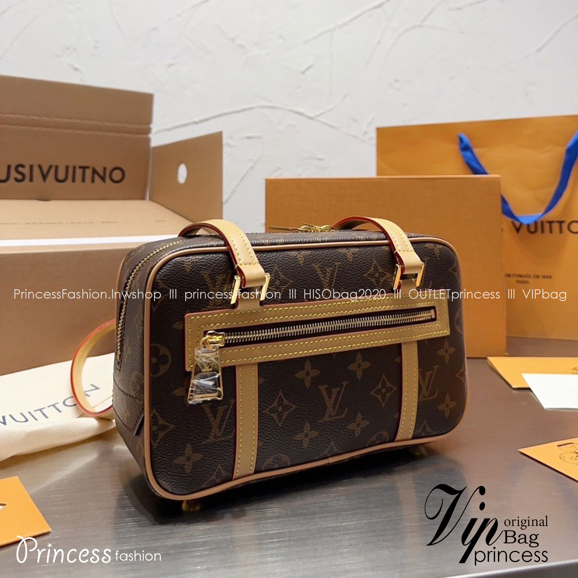 LV Cite Monogram Canvas Brown in Coated คอลเลคชั่นยอดฮิต ทรงสะดวกใช้ ดีไซน์สุดคลาสสิค ใช้ได้ทุกวัน ใบจริงน่าใช้มากๆ จัดให้ครบเซ็ท ล็อทนี้ราคาดีมาก สวยเกินราคา ตรงปก พร้อมเสิร์ฟความสวยให้ถึงบ้านไปเลยจ้า
