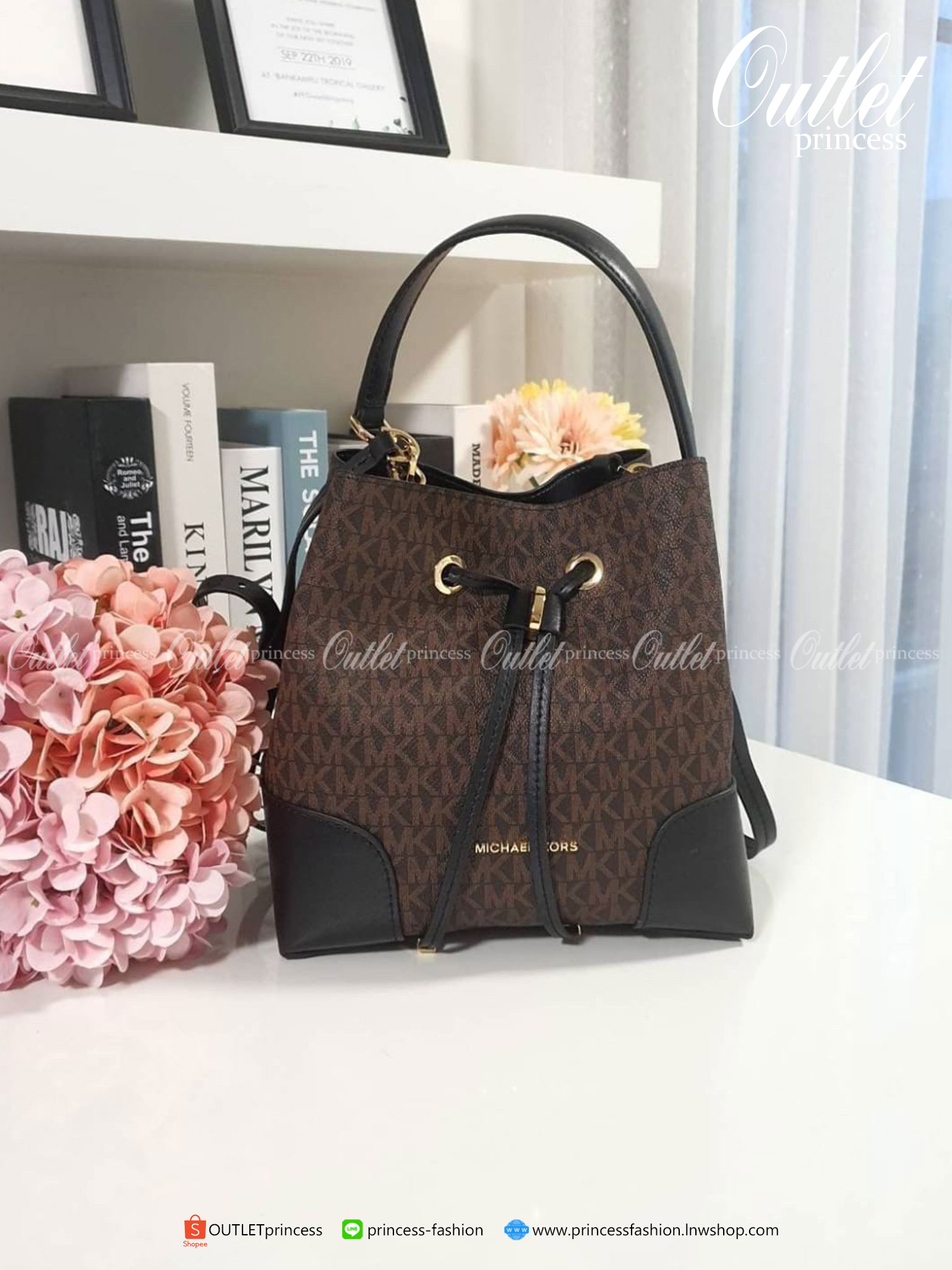 ของแท้ 100% MICHAEL KORS GENIE LEATHER BUCKET BAG