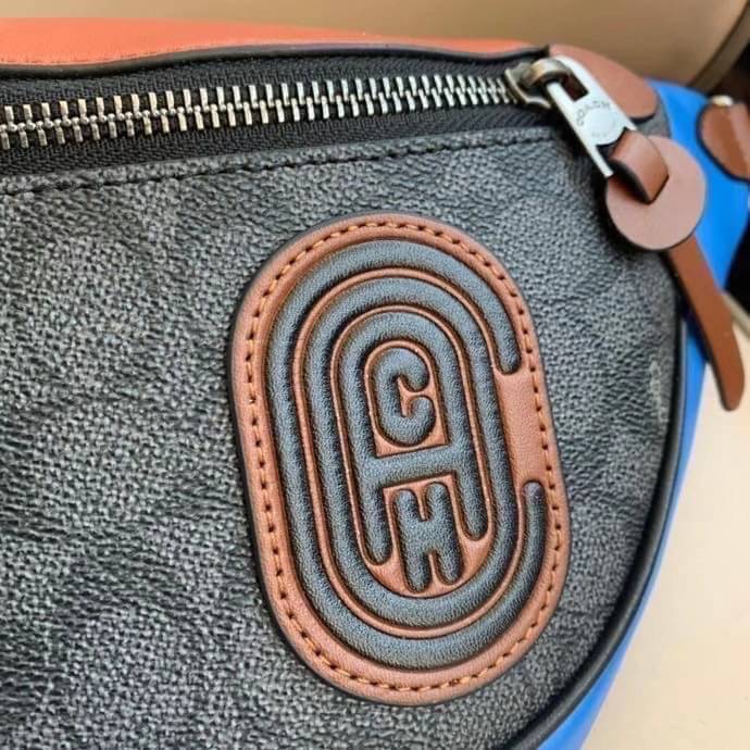 OUTTLET 】COACH RIVINGTON BELT BAG IN COLORBLOCK SIGNATURE CANVAS WITH COACH PATCH (962) รุ่นใบใหญ่จุใจ ใช้ได้ทั้งชายหญิง