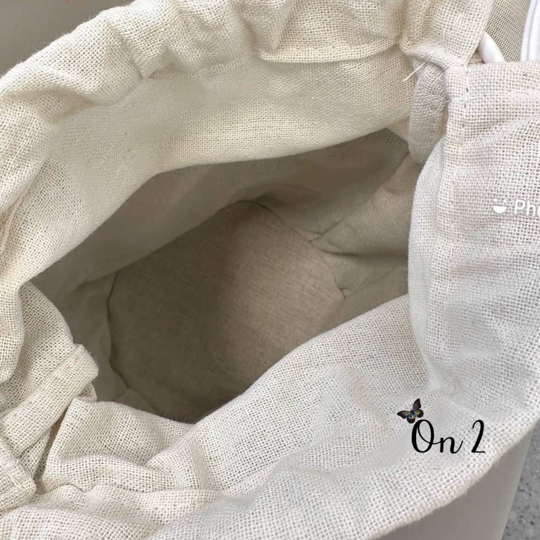 CHLOE WOODY BASKET BAG Mini Multicolor กระเป๋าสะพายสานทรงตะกร้าสไตล์มินิมอล ยอดฮิตติดลมของแบรนด์ ด้วยวัสดุสังเคราห์ สานทอเต็มใบออกมาเป็นลวดลายสวยงาม