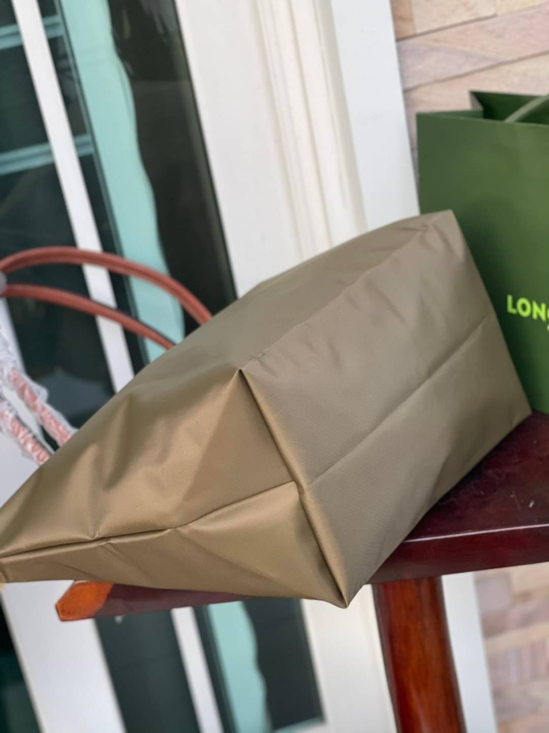 ของแท้ 💯% LONGCHAMP LE PLIAGE ORIGINAL SHOULDER BAG L ( หูยาว )กระเป๋าสะพายไหล่ รุ่น Original มีเอกลักษณ์อันโดดเด่นของรุ่นไอคอนนิคของ Longchamp อย่าง Le Pliage