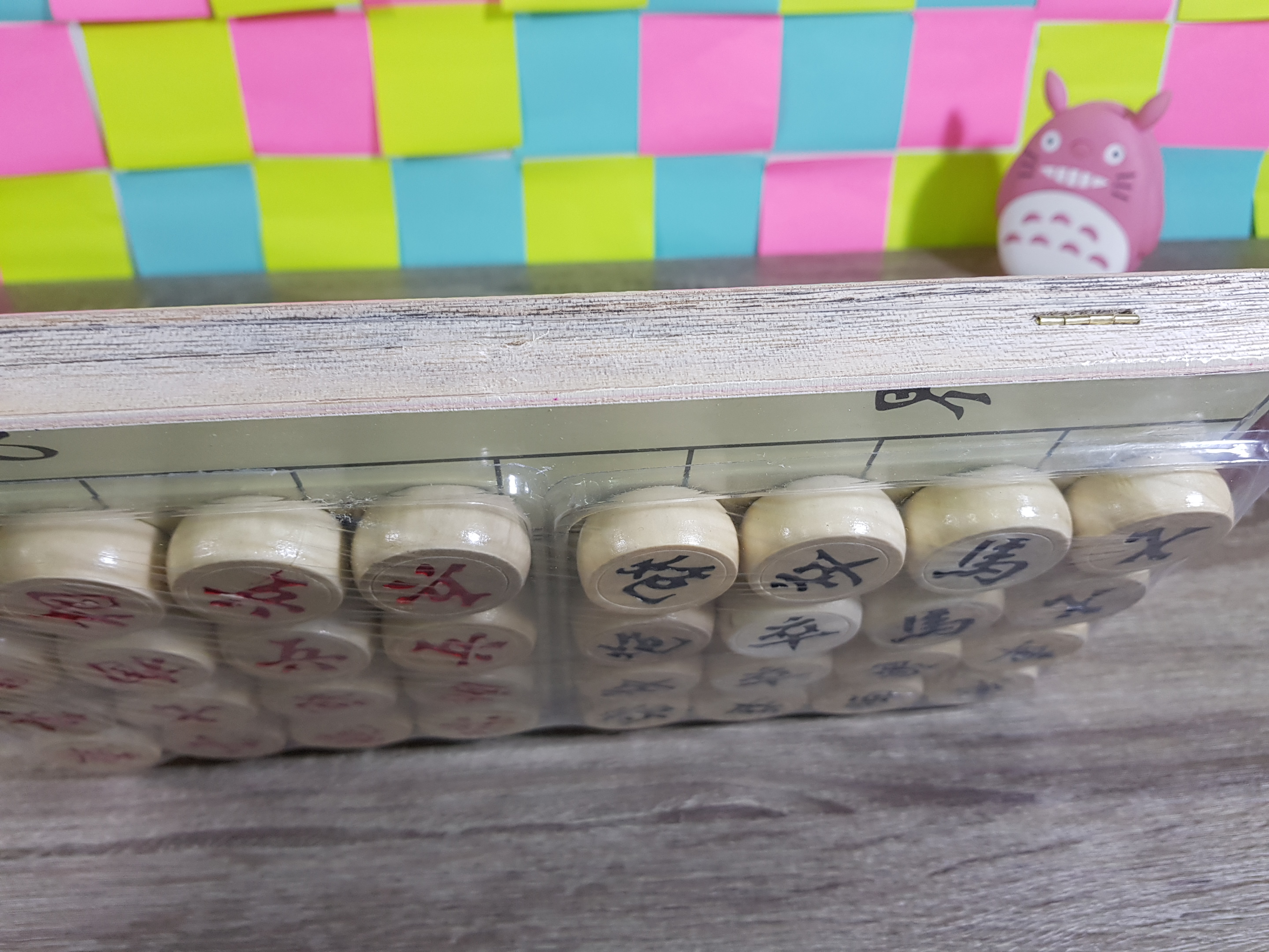 ชุดหมากรุกจีนไม้พร้อมกระดานไม้แบบพับงานไม้รุ่นประหยัด(ขนาดกระดาน 31x34 cm.)