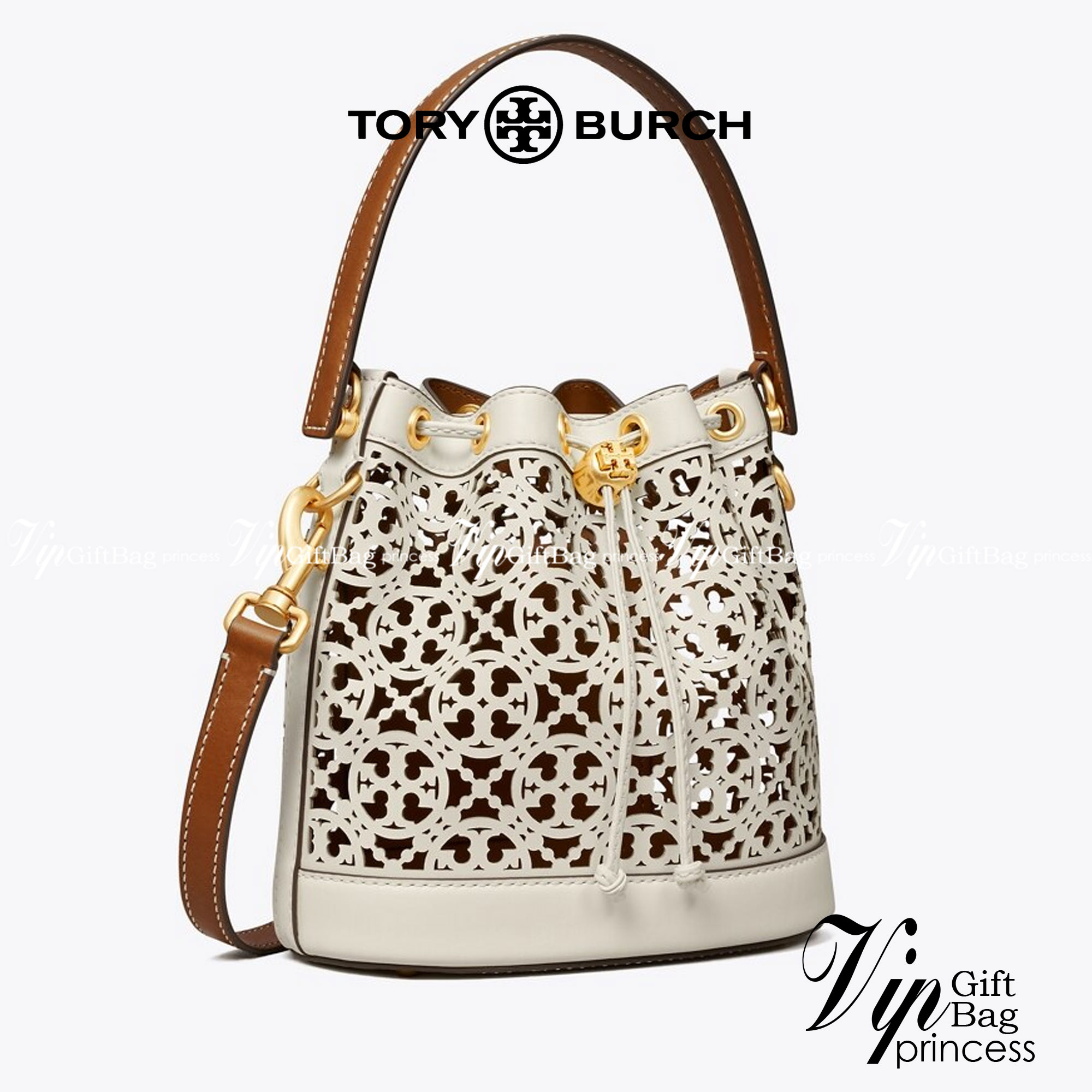 TORY BURCH T MONOGRAM LASER-CUT BUCKET BAG ใจบางที่สุดกับคอลเลคชั่นนี้ กับกระเป๋าสะพายทรงบัคเก็ต รุ่นชูโรงสุดฮิต ที่เพิ่มดีเทลความแพงด้วยการฉลุลวดลายโมโนแกรมรอบใบ ถักทอเป็นเส้นลายสานที่สวยงามมาก งานฝีมือจริงๆ วัสดุหนัง cowhide รูดเปิด-ปิดด้วยเส้นหนัง มาพร