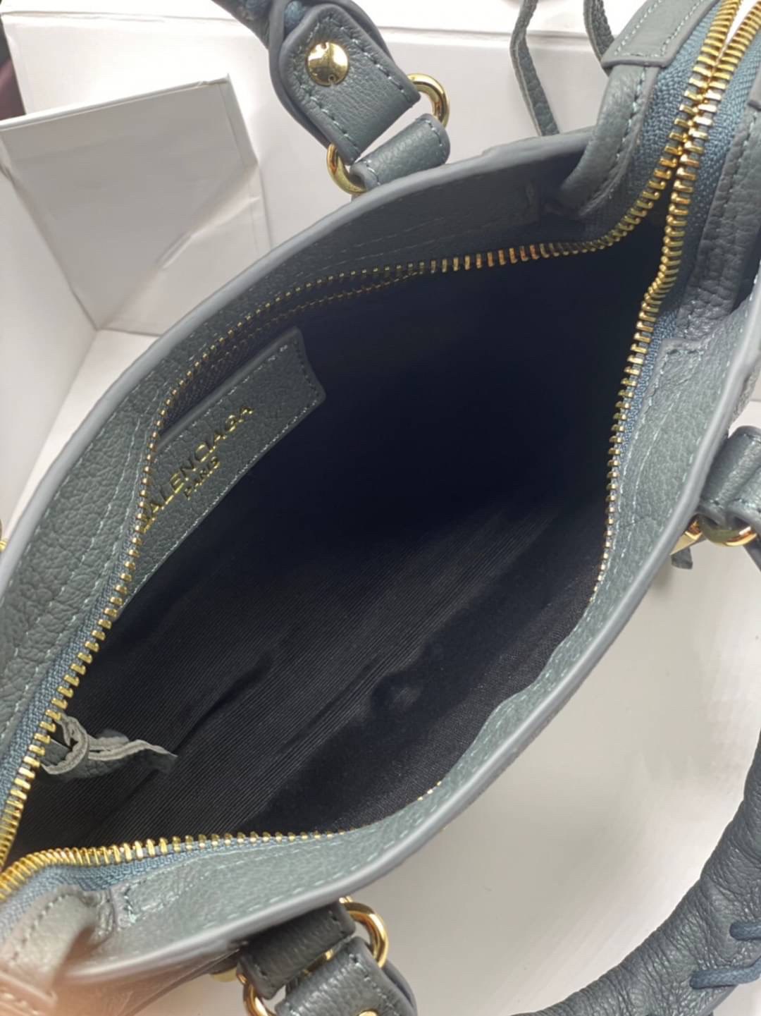 VIP 】หนังแท้ BALENCIAGA Classic City Mini Shoulder Bag พร้อมส่งที่ไทย โทนสีสวยละมุน