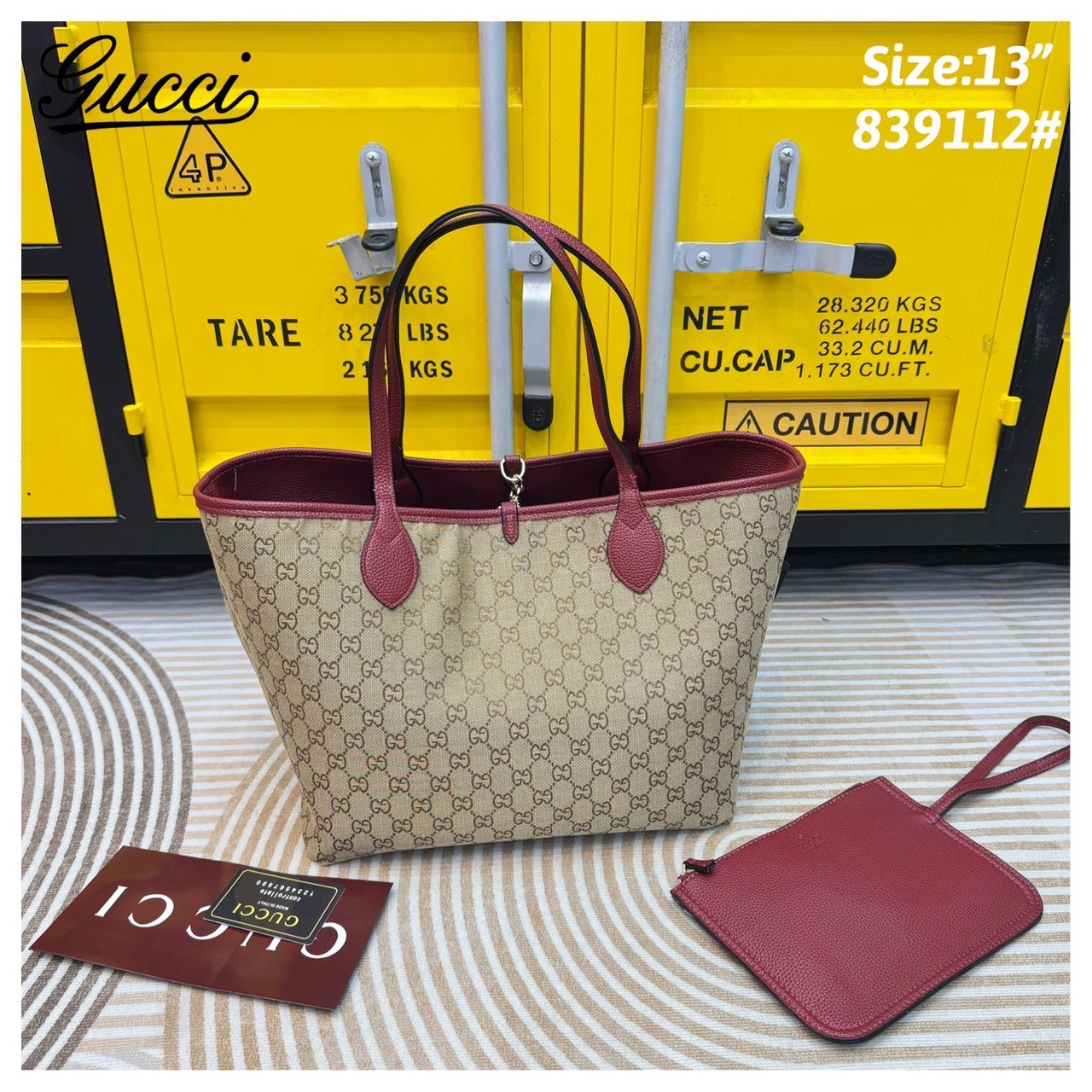 Gucci Totissima medium reversible tote bag / Gucci Tote Bag กระเป๋าทรงสะพายทรงโท้ท ใช้งานได้ 2 ด้าน ดีไซน์ใหม่ล่าสุด ด้านหนัง และด้านแควสวยลายโลโก้ สวยหรูเรียบง่าย มาพร้อมใบเล็กเข้าเซ็ท