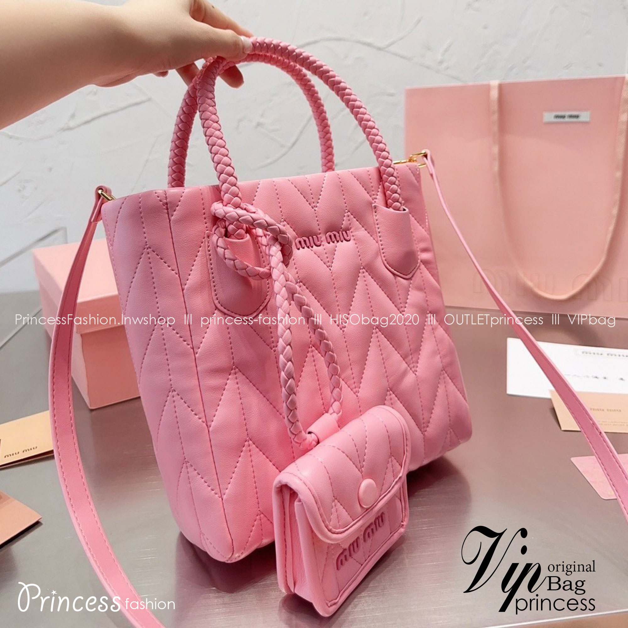 MIU MIU Tote candy color handbag / MIU MIU BAG พร้อมส่ง 4 สี กระเป๋าทรงโท้ท พร้อมใบเล็ก น่ารักน่าใช้ให้ความละมุน ลุคคุณหนูน่ารักสุดๆ ค่ะ