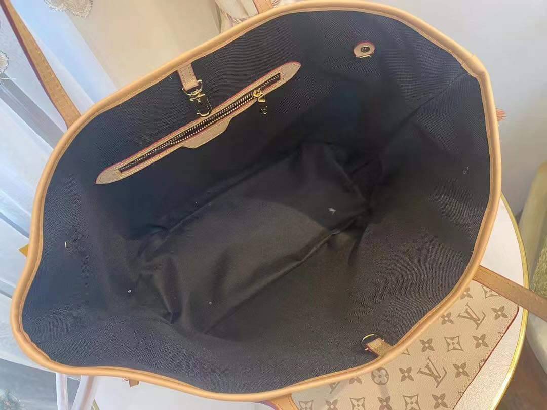 LV Neverfull MM Monogram Empreinte / LV Tote Bag ดีไซน์สีใหม่ พร้อมใบเล็ก สีสันโดดเด่นไม่ซ้ำใคร แต่งแต้มลงบนกระเป๋าสร้างดีเทลให้ดูมีมูลค่าเพิ่มขึ้น อัพลุคได้เลย