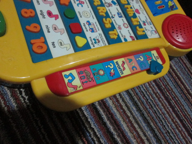 VTech Little Smart talking Alphabet Picture Desk