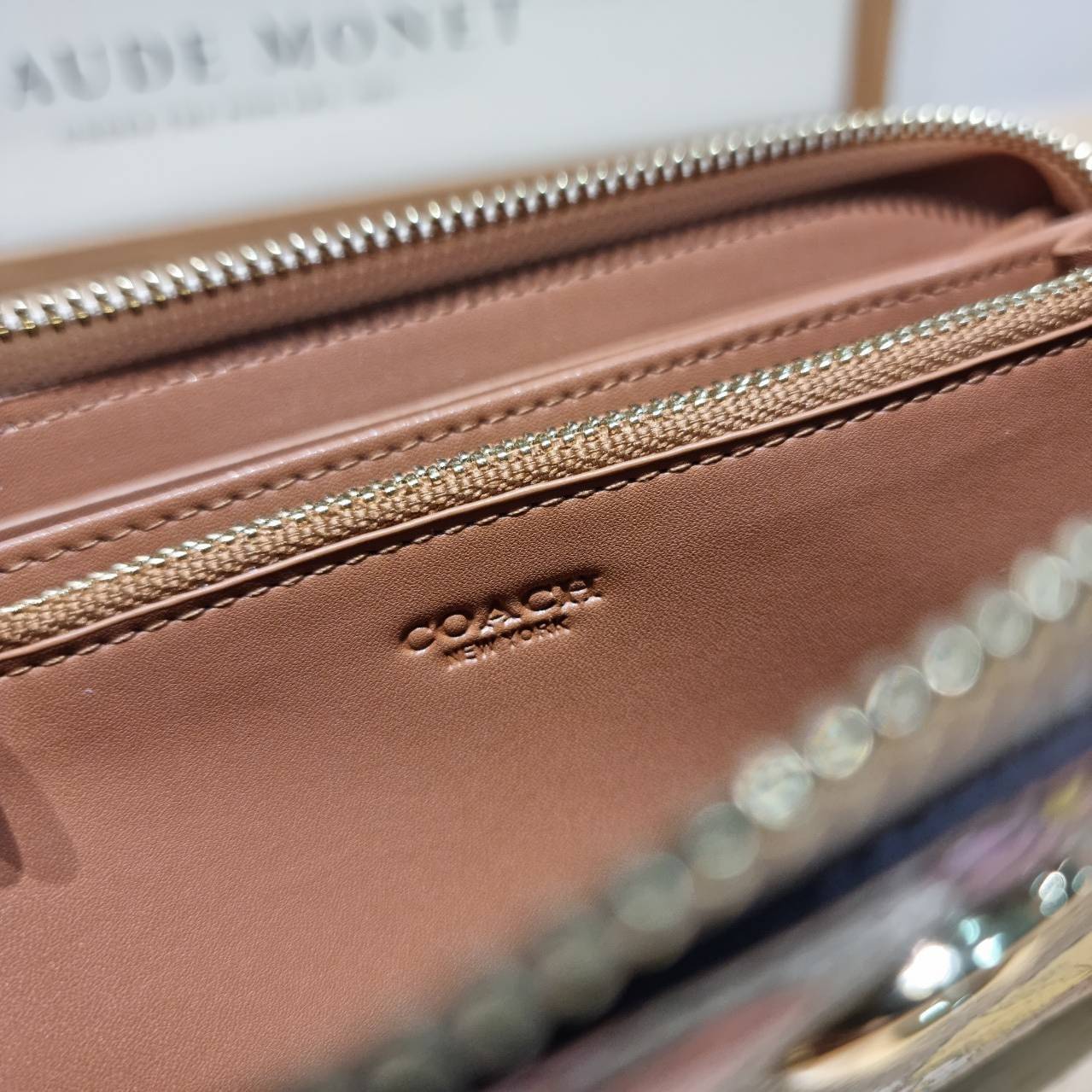 COACH LONG ZIP AROUND WALLET WITH FLORAL PRINT CJ373 / CR930 กระเป๋าสตางค์ใบยาวลายดอกไม้สดใส เกรดท็อปออริ เกรดดีสุด สลับแท้ 1:1 ใช้ต่างประเทศได้