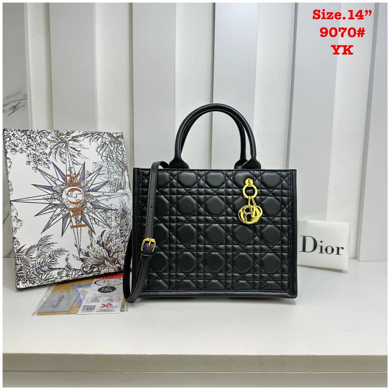 DIOR Medium Book Tote Powder Macrocannage Leather 14" กระเป๋าทรงโท้ท แก่นแท้ของความงามรูปลักษณ์ทันสมัย สง่างามเหนือกาลเวลา เกรดไฮเอน 1:1