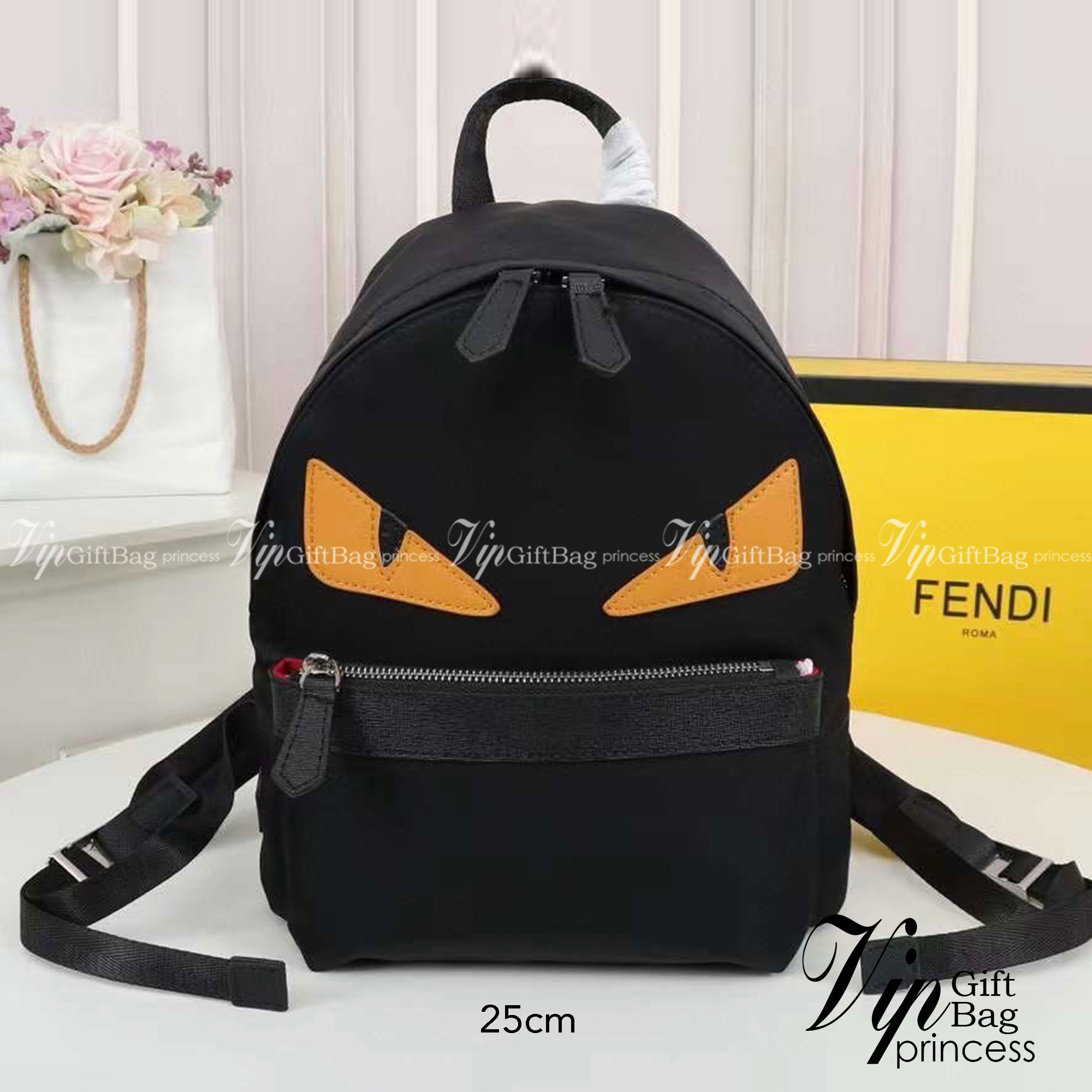 FENDI monster backpack เกรดออริจินอล FENDI Unisex Calfskin Nylon Logo Backpack กระเป๋าเป้เฟนดิ รุ่นยอดนิยมเอกลักษณ์แบรนด์ จุของได้เยอะ ใช้ได้ทั้งชายหญิง พกใบนี้ใบเดียวเอาอยู่ เป็นหนึ่งคอลเลคชั่นเด็ดที่สุดแห่งปีเลยจ้า