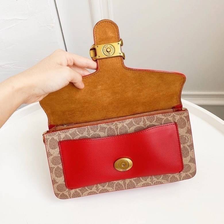 Coach Tabby Shoulder Bag 26 Polished pebble leather, suede and refined calf leather Inside zip and multifunction pockets