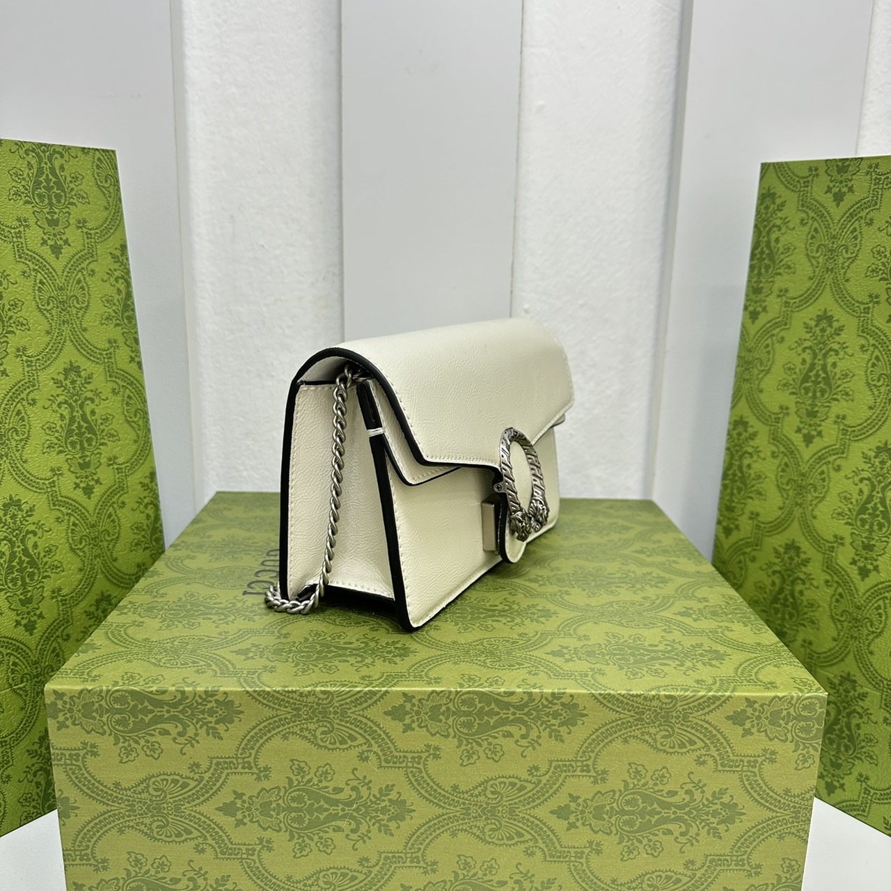 GUCCI DIONYSUS SUPER MINI BAG Patent Leather กระเป๋าสะพายหนังแก้ว เกรดออริ สลับแท้ 1:1 ใช้งานต่างประเทศได้