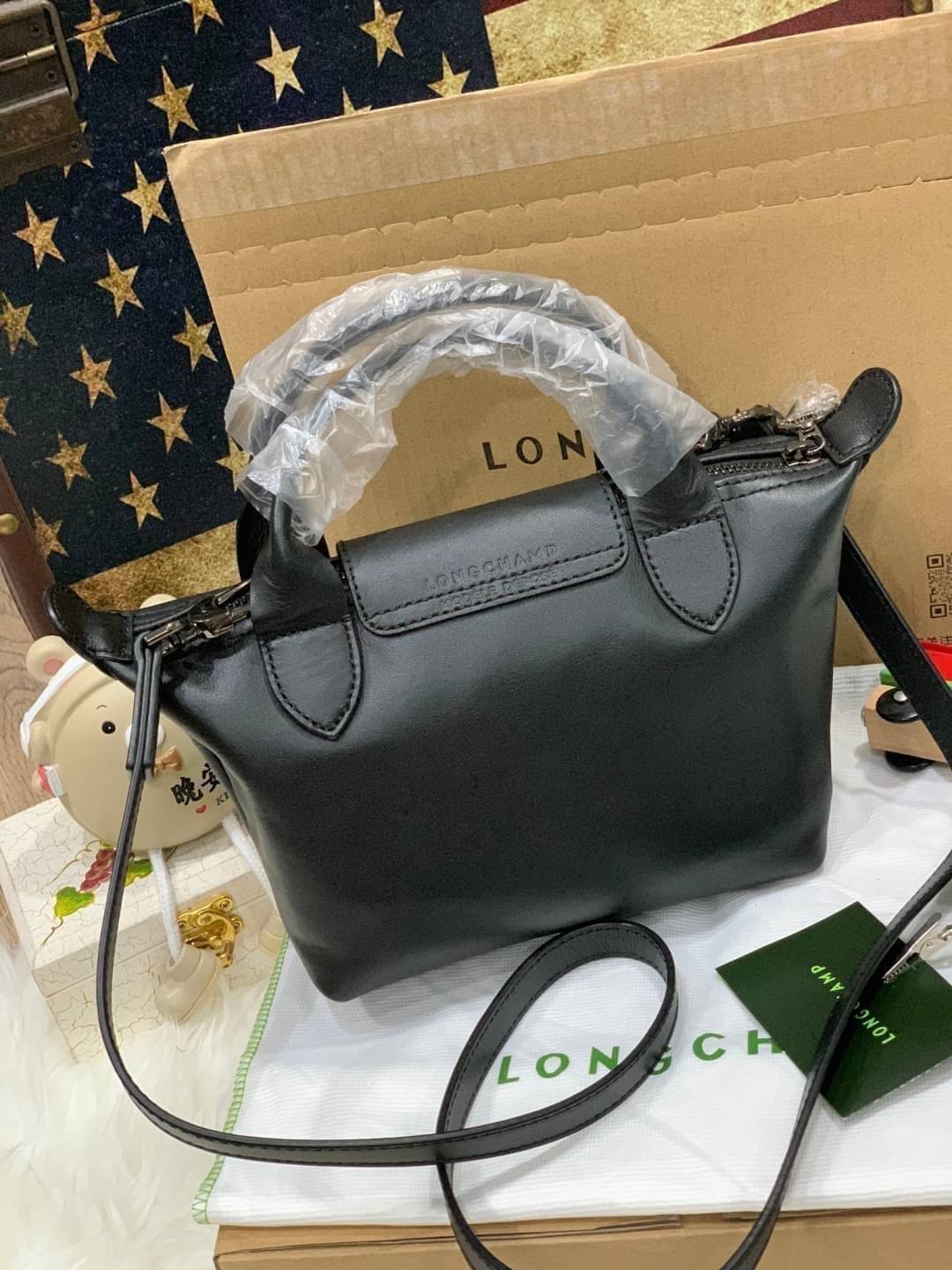 ของแท้ 100% Longchamp LE PLIAGE CUIR TOP HANDLE BAG Color: Black,Orange,Sienna, Navy,Nordic,Grey,Lichen