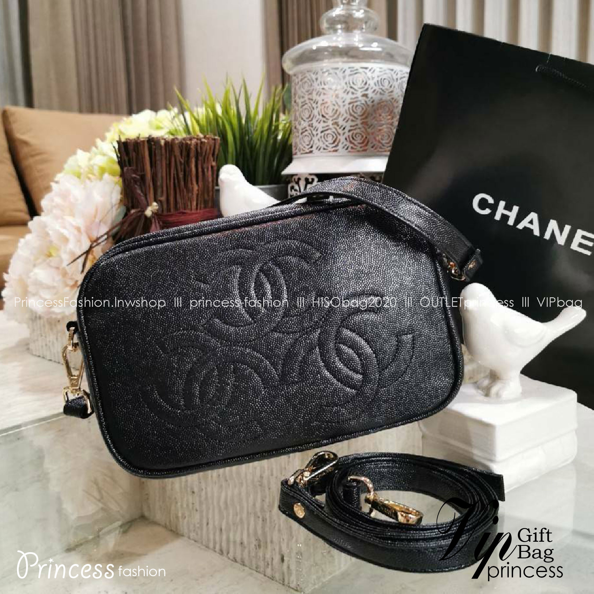 CHANEL Caviar Handbag Crossbody bag / Chanel Shoulder Bag With 2Straps กระเป๋าสะพาย หนังลายคาเวียร์ทั้งใบด้านหน้ามีโลโก้แบรนด์