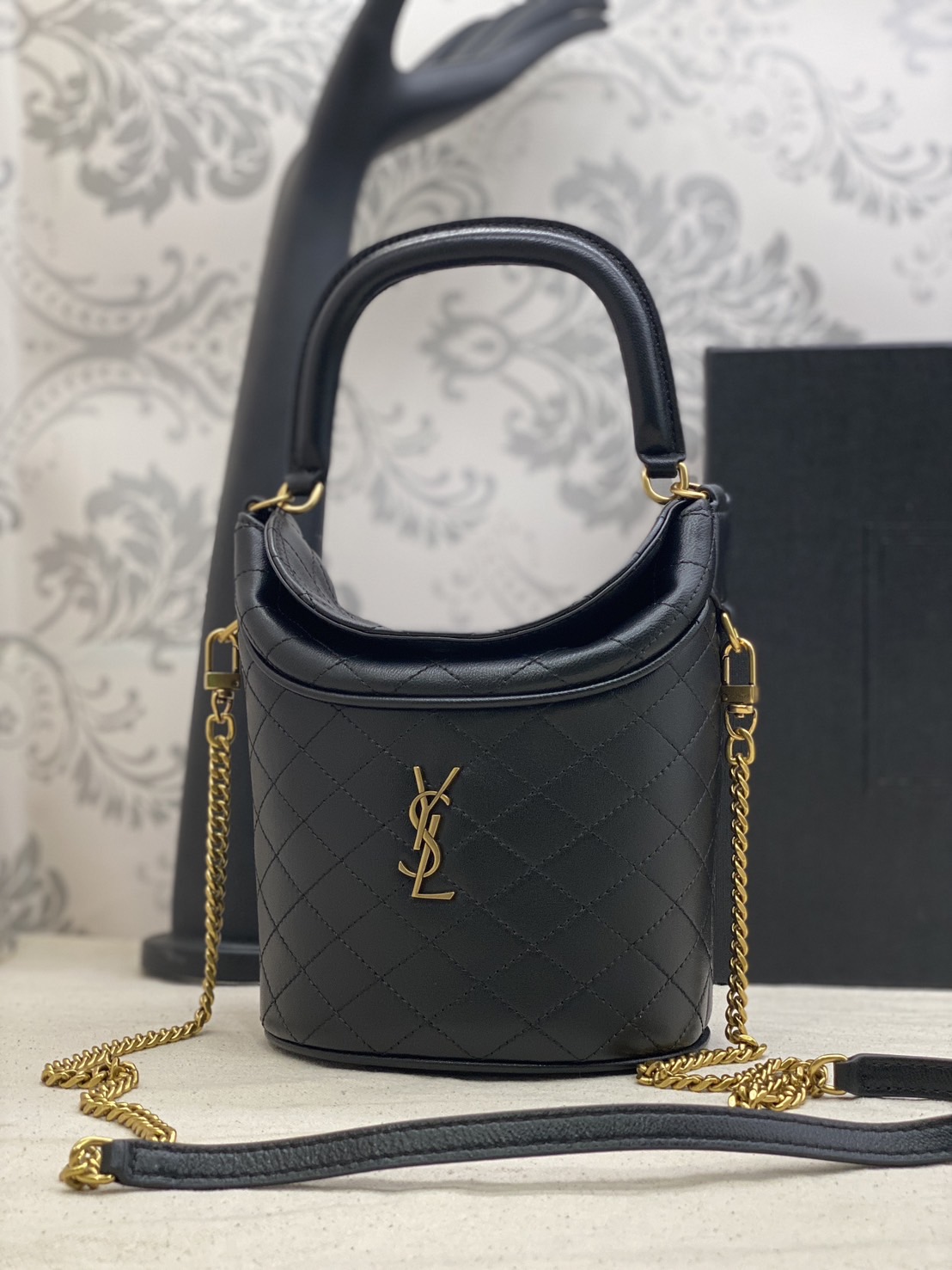 YSL GABY BUCKET BAG IN LAMBSKIN กระเป๋าสะพายทรงถัง งานหนังเต็มใบ เกรดออริ 1:1 ใช้งานต่างประเทศได้