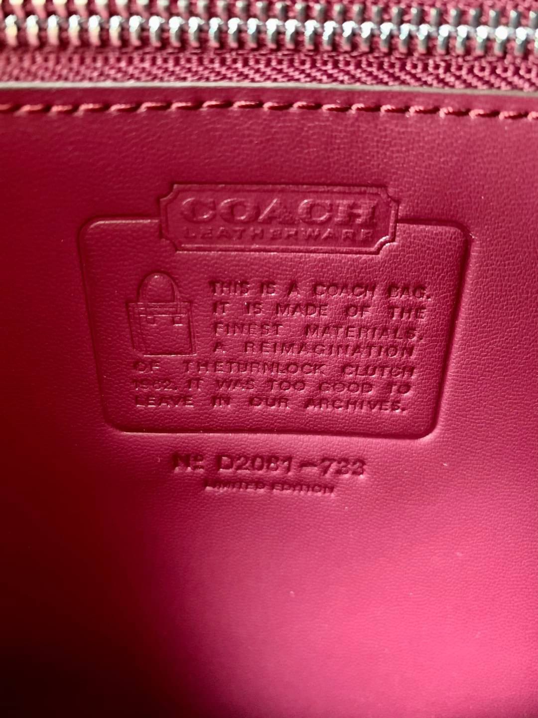 Limited Edition COACH Cashin Carry Tote Pebble Leather ((735//733//737))