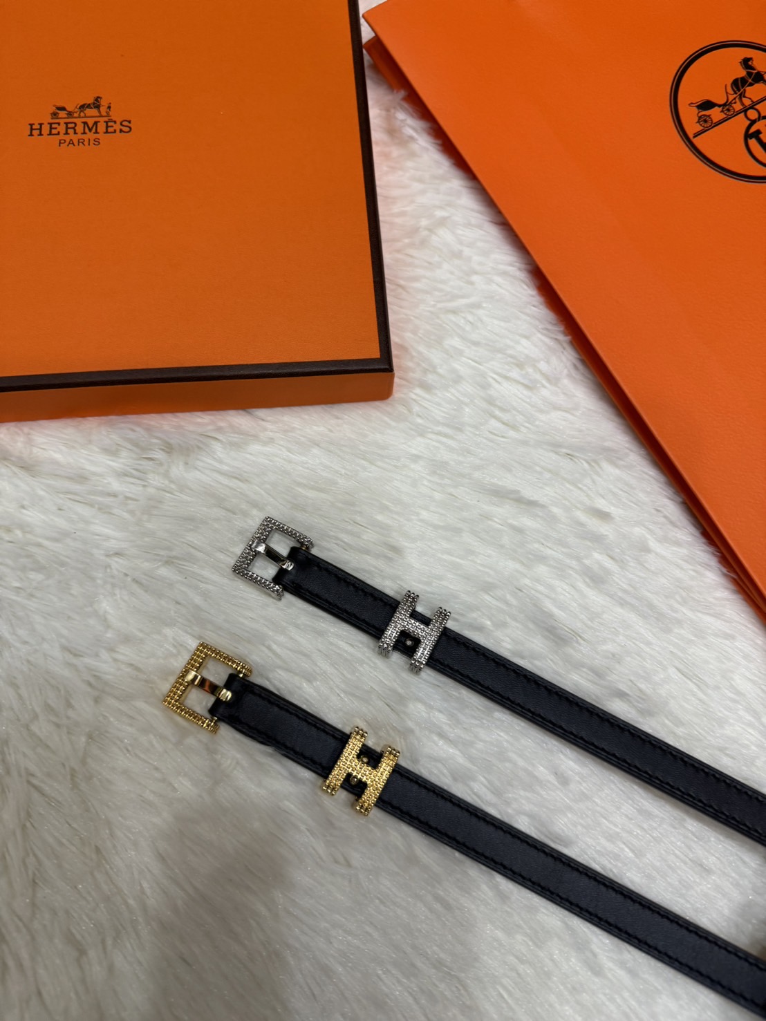HERMES Pop H Guillochee 15 belt / HERMES Leather belt in Hunter & jewel 1.5cm เข็มขัดแบรนด์หรูหนังแท้ เกรดงานดีสุด เกรดออริ ท็อป สลับแท้ 1:1 ใช้งานต่างประเทศได้