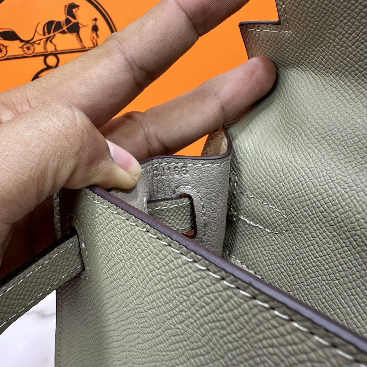ORI หนังแท้ | Hermes Kelly 25cm / 28cm กระเป๋าสะพายที่สุดแห่งหรูหราลัคชู นิยามของความสง่างามเหนือกาลเวลา แบรนด์เนมในฝัน งดงามดั่งเจ้าหญิง