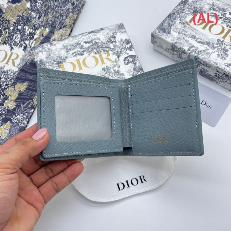 DIOR Bifold Wallet with CD Diamond Print กระเป๋าสตางค์ใบสั้น พิมพ์ลวดลาย Diamond หรูหรา โทนสีใช้งานง่าย คลาสิกตามแบบฉบับแบรนด์ ไอเท็มที่ท่านชายห้ามพลาดค่ะ