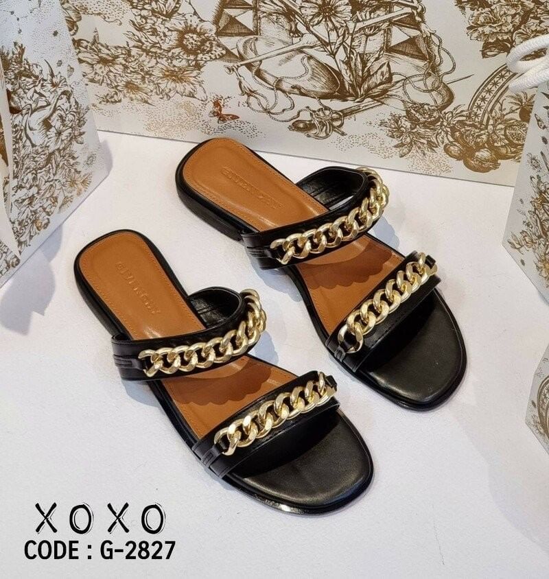 Givenchy Sandals แตะ โซ่ สวย เก๋ งานขายดีตลอดกาล แมทส์ชุดง่าย น้ำหนักเบา วัสดุหนัง PU แต่งโซ่อย่างดีอะไหล่หนา ดูแพงเกินราคาขาย น้ำหนักเบา