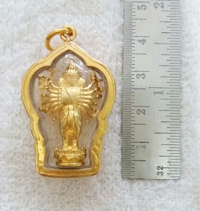 สินค้าหมดค่ะ องค์พระพิฆเนศปาง16กร ปางพระมหาวีระคณปติ(ปางนักรบ)(คนเกิดวันอาทิตย์)เนื้อทองเลี่ยมกรอบใหญ่ทองไมครอนพร้อมใบคาถาค่ะ