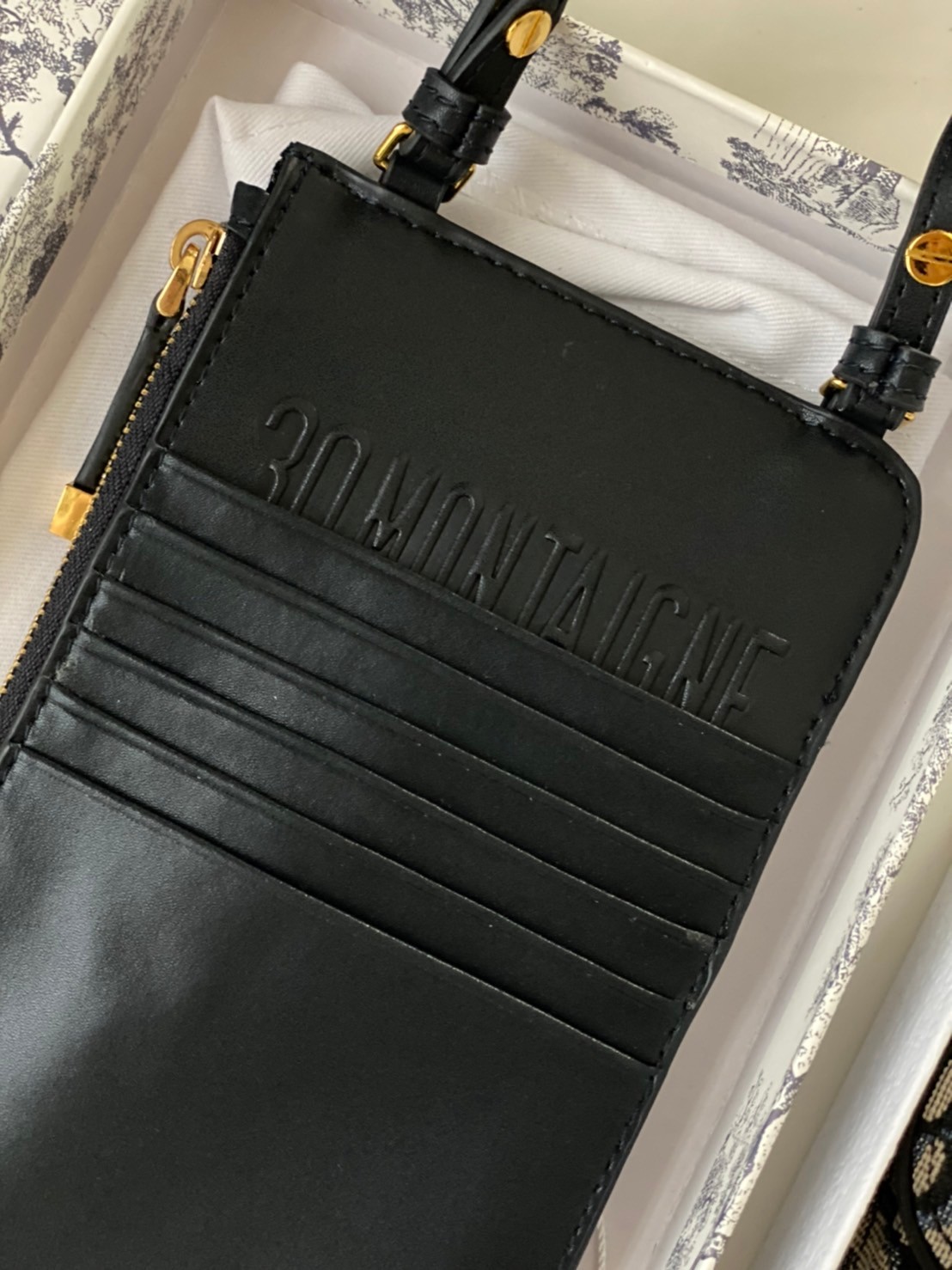 Dior 30 montaigne long wallet /Dior phone bag เกรดออริจินอล กระเป๋าเงินใบยาวลาย dior oblique ติดโลโก้ CD สีทองด้านหน้า