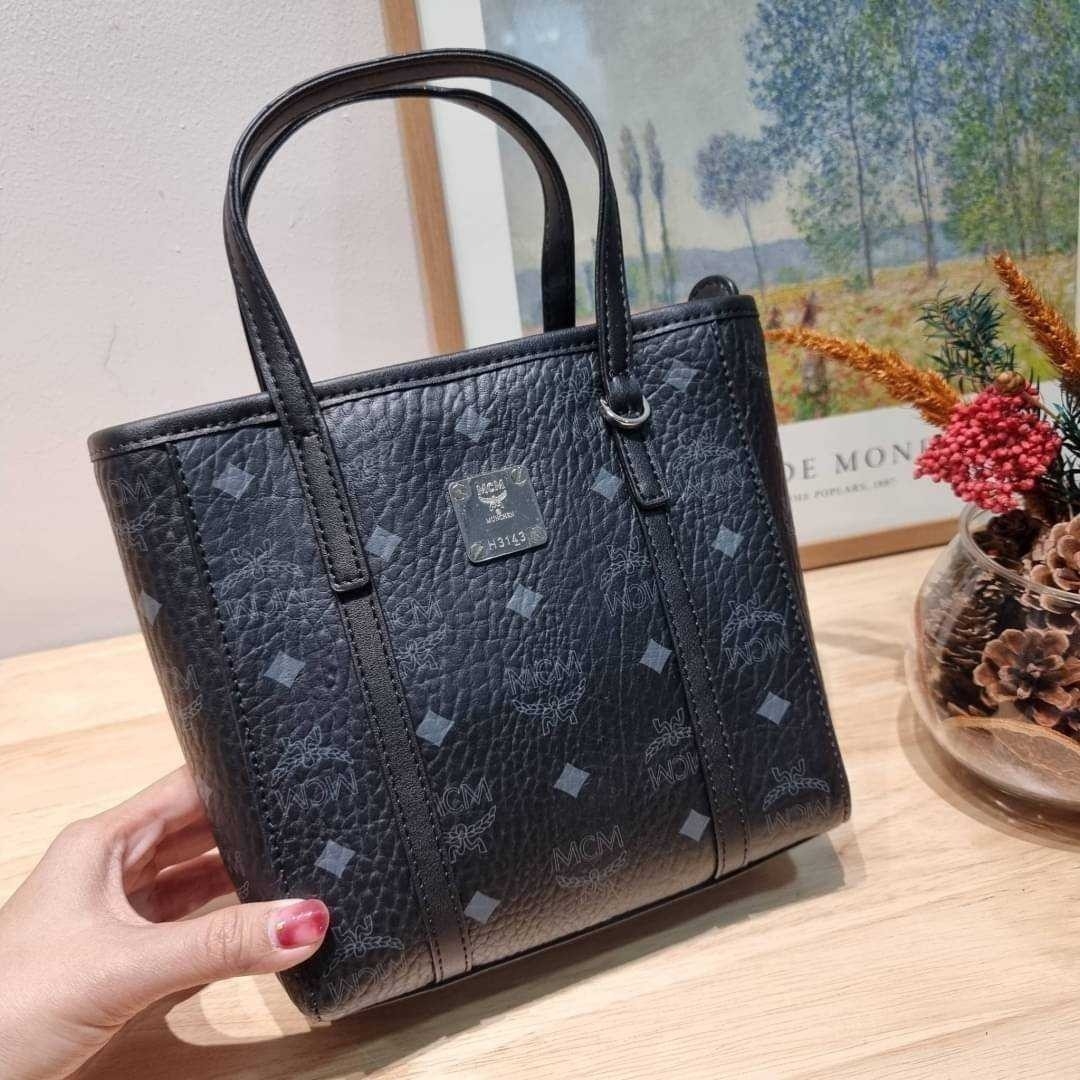 M.C.M MINI TONI SHOPPER IN VISETOS กระเป๋าถือ/สะพายข้าง ทรงโท้ทไซส์มินิ สวยคลาสสิค เกรดท็อปออริ 1:1 สลับแท้ ใช้งานต่างประเทศได้