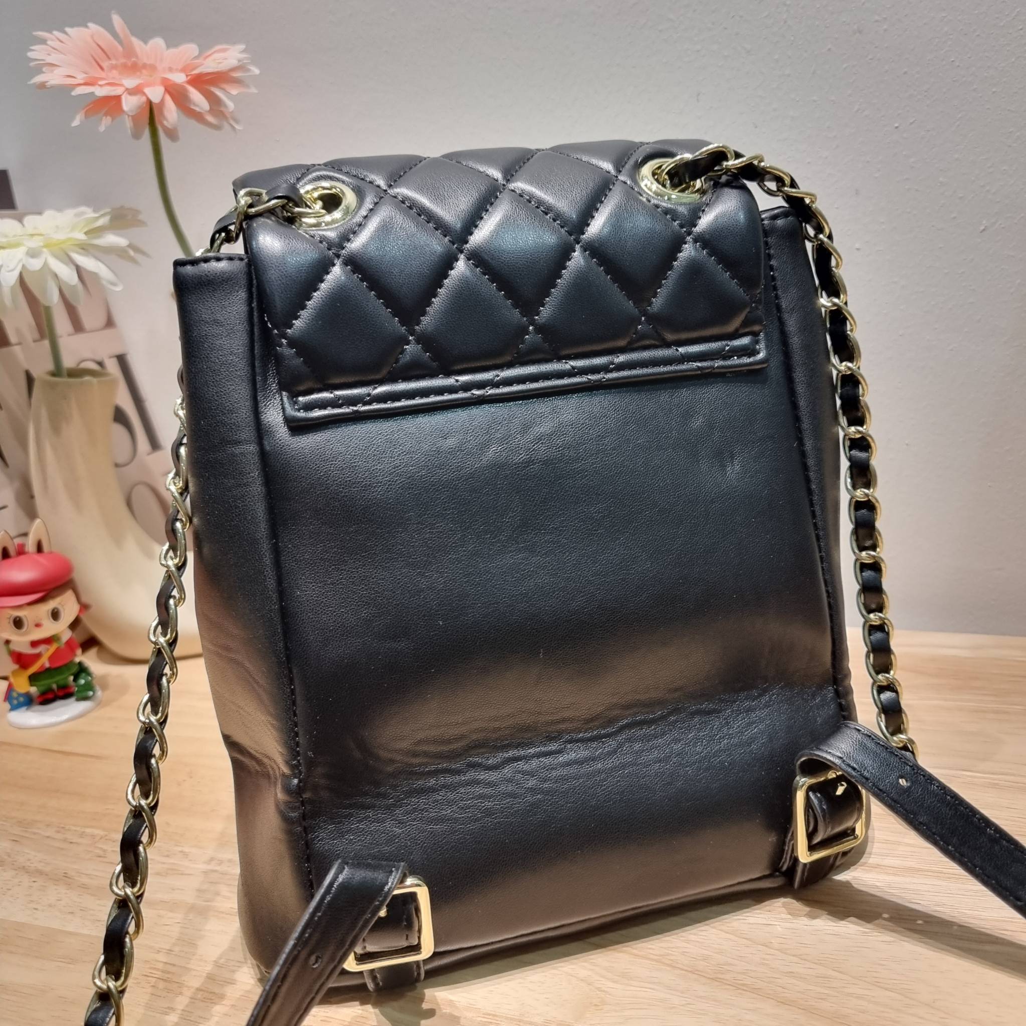 CHANEL duma backpack Black กระเป๋าเป้ ไซส์น่ารัก รูปทรงทันสมัย วัสดุหนังแกะสัมผัสนิ่ม ดีเทลความสวยมากมาย