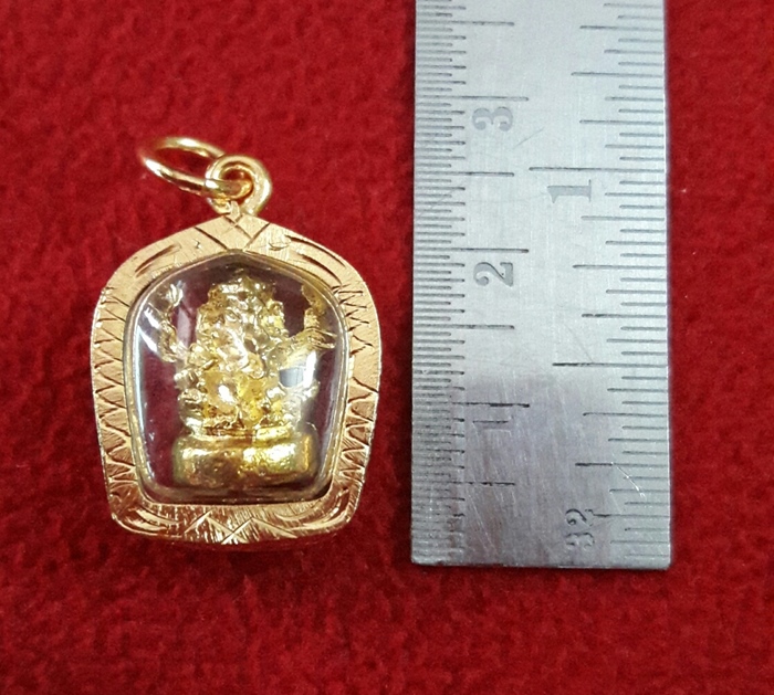 สินค้าหมดค่ะ องค์พระพิฆเนศปางเอกทันตะคณปติ(สำเร็จทุกสิ่ง)(คนเกิดวันศุกร์)องค์เล็กเนื้อทองเลี่ยมกรอบใหญ่ทองไมครอนพร้อมใบคาถาค่ะ