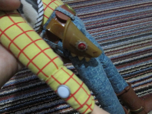 Toy Story Pull String Woody 16" Talking Figure - Disney Exclusive โมเดลของสะสมมือสอง