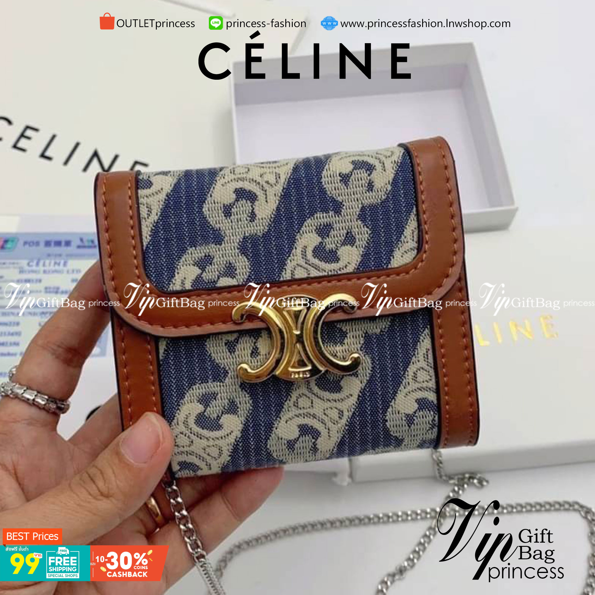 มาใหม่ 4 แบบพร้อมส่ง ที่นี่ที่เดียวเลยค่า CELINE SHORT WALLET VIP GIFT WITH PURCHASE GWP วัสดุ Triomphe Canvas หนังขึ้นลาย Signature Brand สวยอยู่ทรงมีโลโก้ด้านหน้าเปิดปิดด้วยฝาพับกระดุมแม่เหล็ก ภายในมีช่องแบ่งหลายช่อง มีช่องใส่บัตรหลายช่อง มีช่องใส่เหรีย
