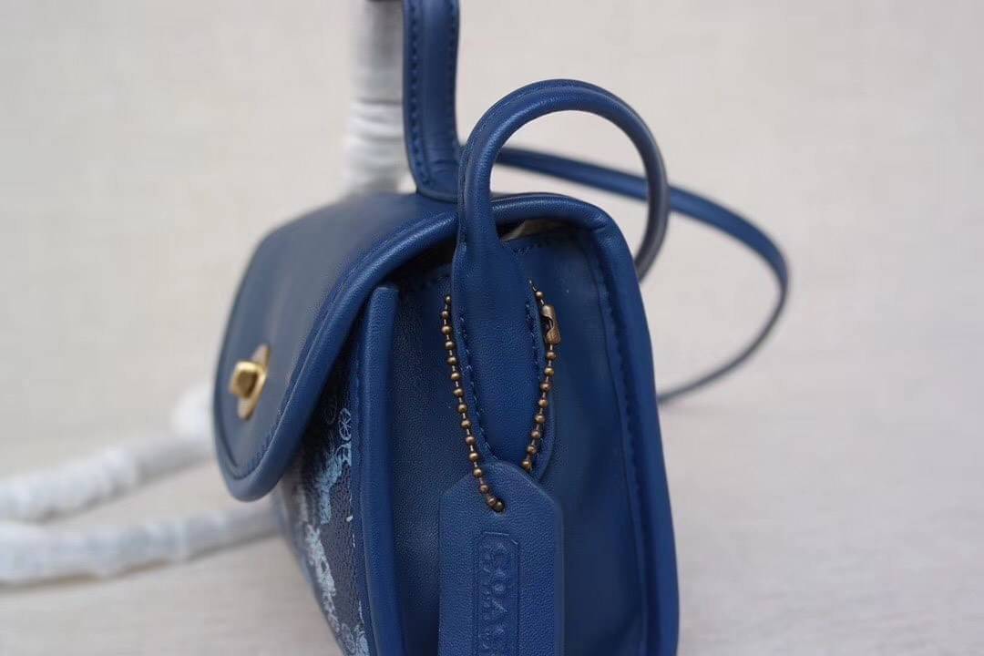 COACH Turnlock Top Handle With Horse And Carriage Print COACH Lady กระเป๋าสะพาย FM1981-144