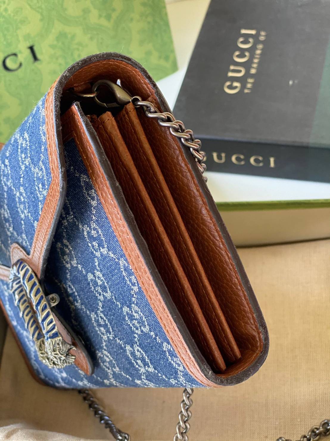 หนังแท้ GUCCI Dionysus mini chain bag / GG Dionysus Wallet พร้อมส่งที่ไทย งานหนังแท้และผ้าแจ็คการ์ดออร์แกนิกอย่างดี พร้อมส่งที่ไทย ภาพสินค้าถ่ายจากงานขายจริง ใช้งานต่างประเทศได้