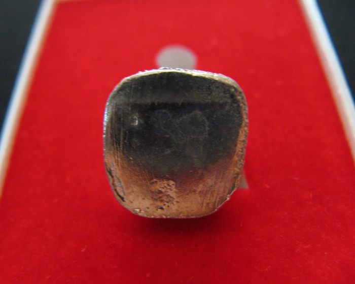 สินค้าหมดค่ะ รูปหล่อคุณแม่บุญเรือน โตงบุญเติม เนื้อกะไหล่เงิน วัดอาวุธวิกสิตาราม บางพลัด กรุงเทพมหานคร พร้อมใบคาถาค่ะ