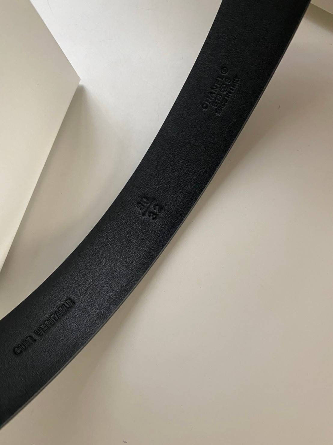 CHANEL BELT เข็มขัดสุดหรูสายหนังแท้ หรูหรา น้อยแต่มาก ภาพถ่ายจากงานขายจริง โลโก้ 3D metal เข้าได้กับทุกลุ๊คสไตล์การเเต่งตัว สวยหรูดูดีมีระดับ ไอเท็มนี้แนะนำเลยค่าา มาน้อยรีบๆ หน่อยน้าา