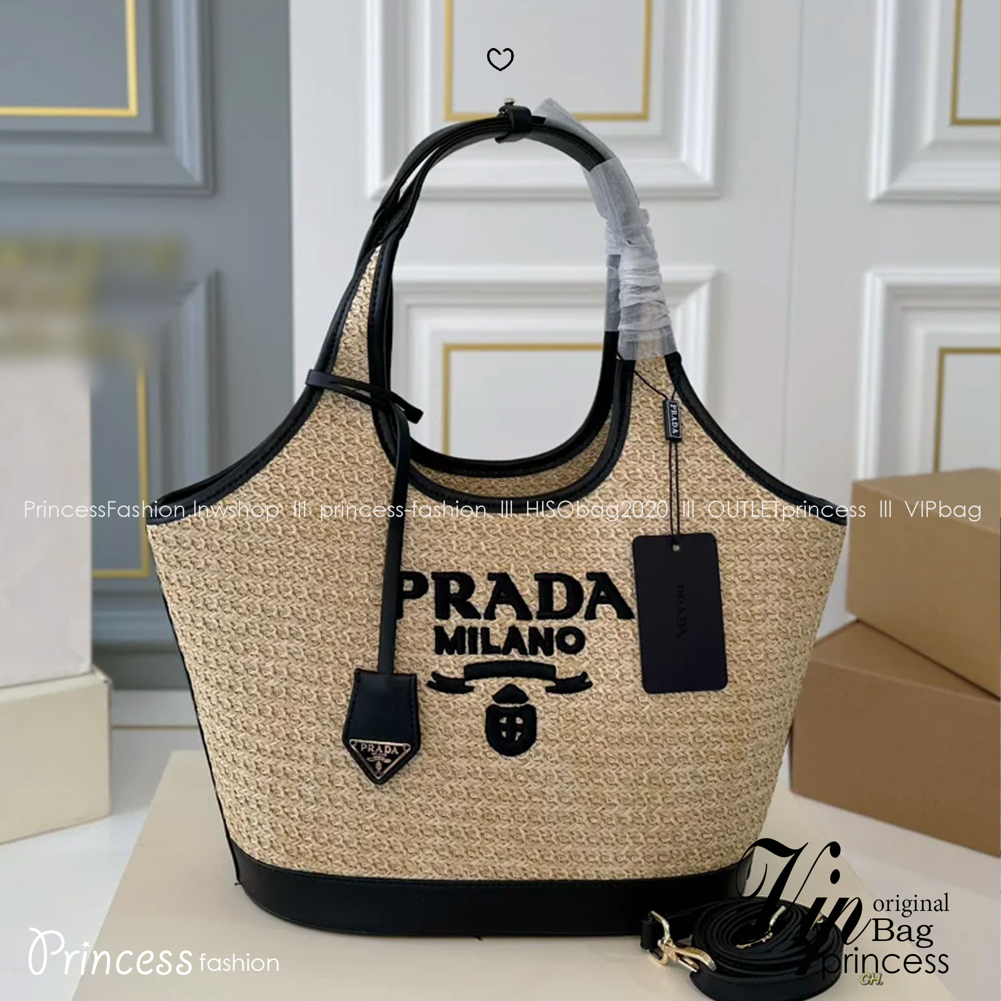 Prada crochet and leather tote bag กระเป๋าทรงโท้ท สวยไม่ซ้ำใคร สไตล์บีช เหมาะมากกับการสะพายไปเที่ยวทะเล หรือจะใช้ในวันสบายๆก็ตอบโจทย์ รุ่นนี้มีไว้ยังไงก็ได้ใช้บ่อยแน่นอน