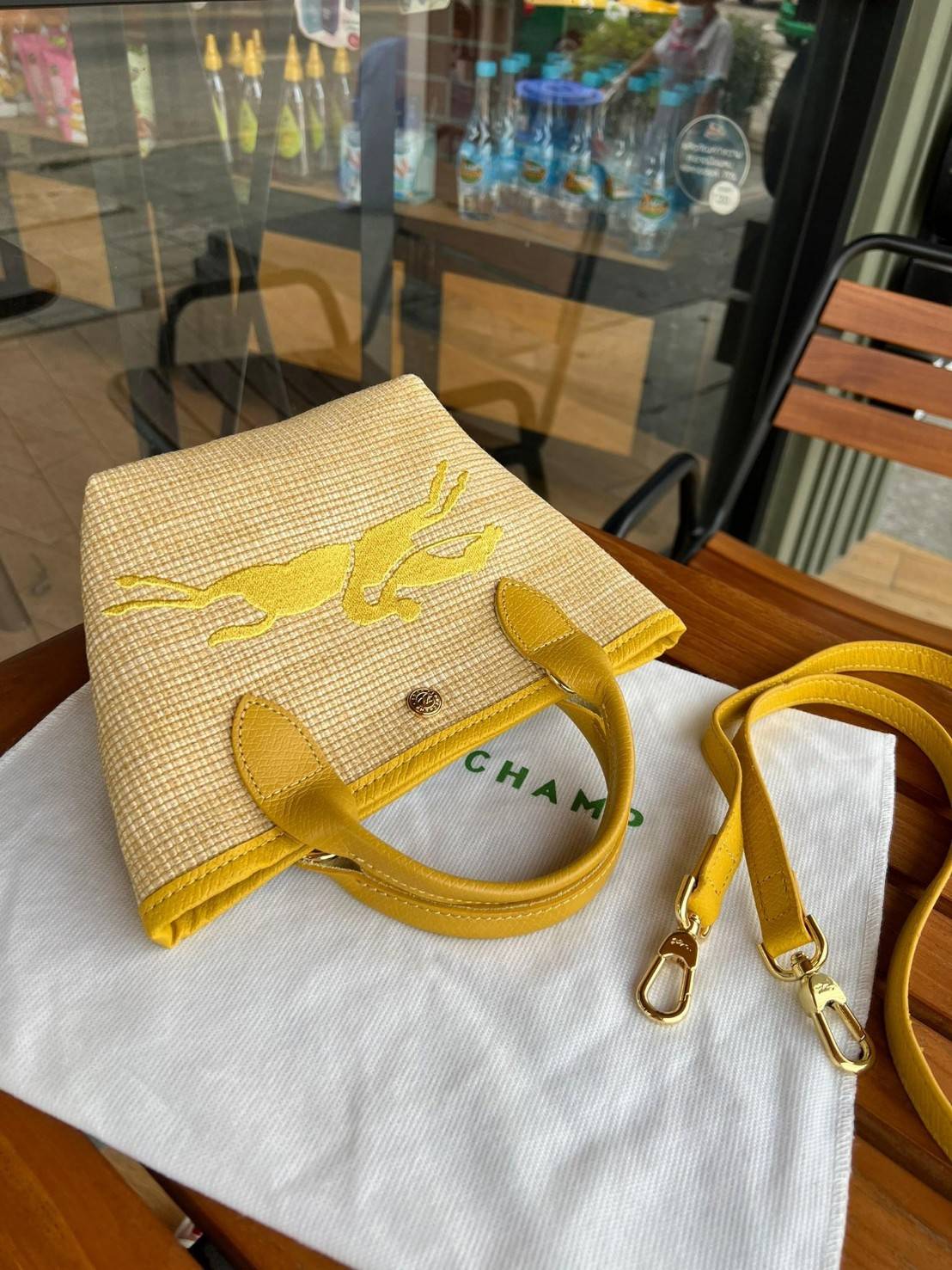 Longchamp Le Pliage Paris-St Tropez Handtasche มาแร้ววววใหม่ล่าสุดนุ้งมินิ ตัลร๊ากกก วัสดุสาน ด้านหน้าปักโลโก้ม้าอันเป็นสัญลักษณ์ของแบรนด์ ทนทานแข็งแรง ใบมินิ น้ำหนักเบา จุของได้เยอะ ใส่กระเป๋าตังค์ โทรศัพท์ iphone+ ได้ ภายในโล่ง มีสายสะพายไหล่ Crossbody 