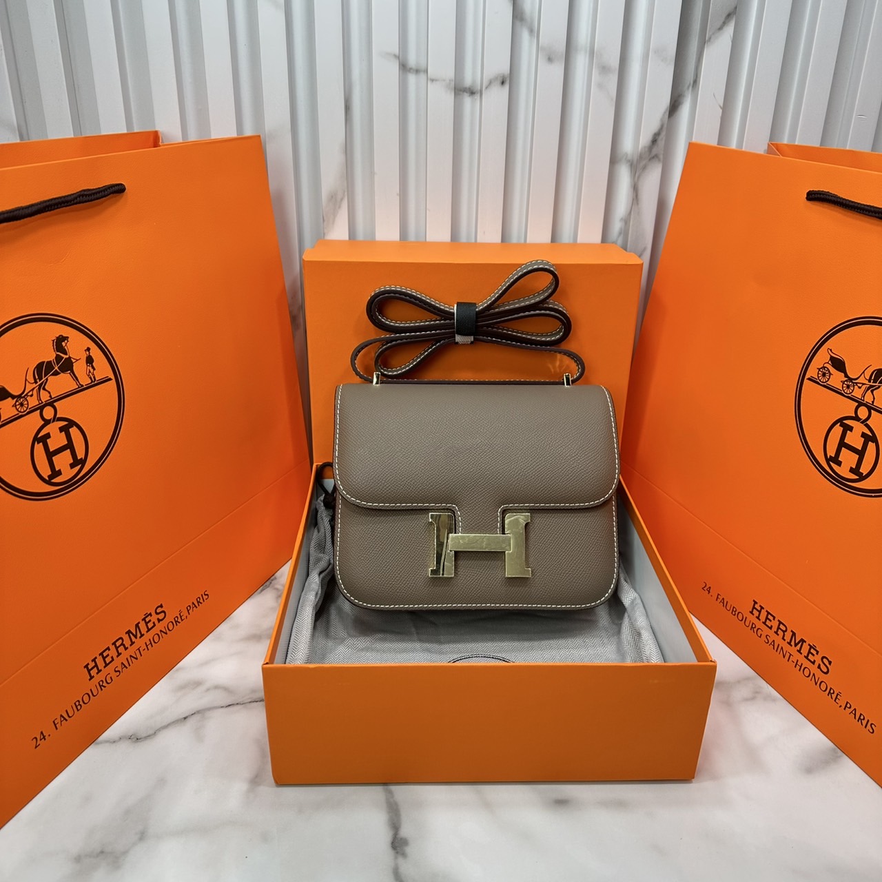 ORI หนังแท้ | Hermes Constance Bag กระเป๋าสะพายที่สุดแห่งหรูหราลัคชู นิยามของความสง่างามเหนือกาลเวลา แบรนด์เนมในฝัน งดงามดั่งเจ้าหญิง