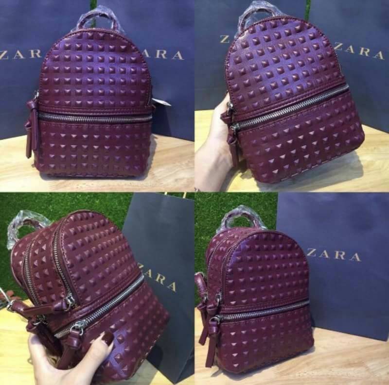 ZARA EMBOSSED STUDS MINI BACKPACK กระเป๋าสะพายเป้รุ่นใหม่ล่าสุดแบบชนช็อป ขนาดมินิน่ารัก วัสดุหนังขึ้นลายกราฟฟิกสวยเก๋ดูมีดีเทล เปิดปิดด้วยซิปรอบ ด้านหน้ามี1ช่องซิป มีช่องแบ่ง2ช่องเป็นสัดส่วน ภายในมีโลโก้และช่องใส่ของ สายสะพายหนังปรับระดับได้ ตัวจริงสวยดูด