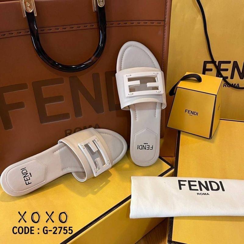 Fendi Sandals แตะฉลุโลโก้ งานชนช้อป งานจริงสวยมาก แอดมินบอกเลยต้องมี แมทส์ชุดง่าย น้ำกนักเบา