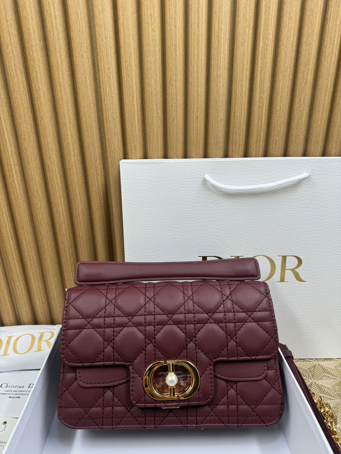 พร้อมส่ง 6 สี Small Dior Jolie Top Handle Bag 22cm กระเป๋าสะพาย เกรดออริ สลับแท้ 1:1 ใช้ต่างประเทศได้