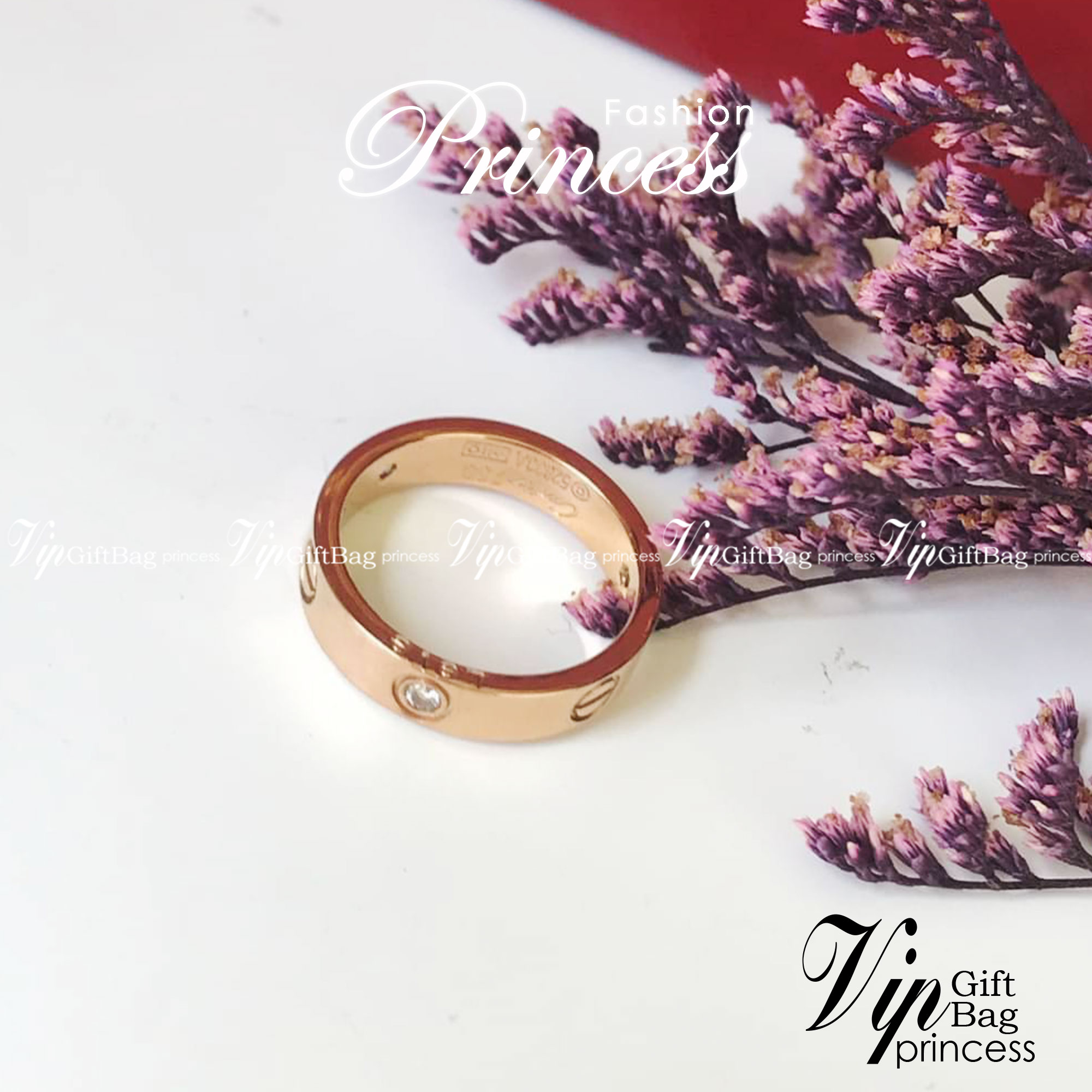 Cartier Rings แหวนรุ่นมีเพชร ภาพถ่ายจากงานจริง วัสดุคุณภาพดี ไม่ลอกไม่ดำ งานปั้มครบตามรูปเลยค่ะ