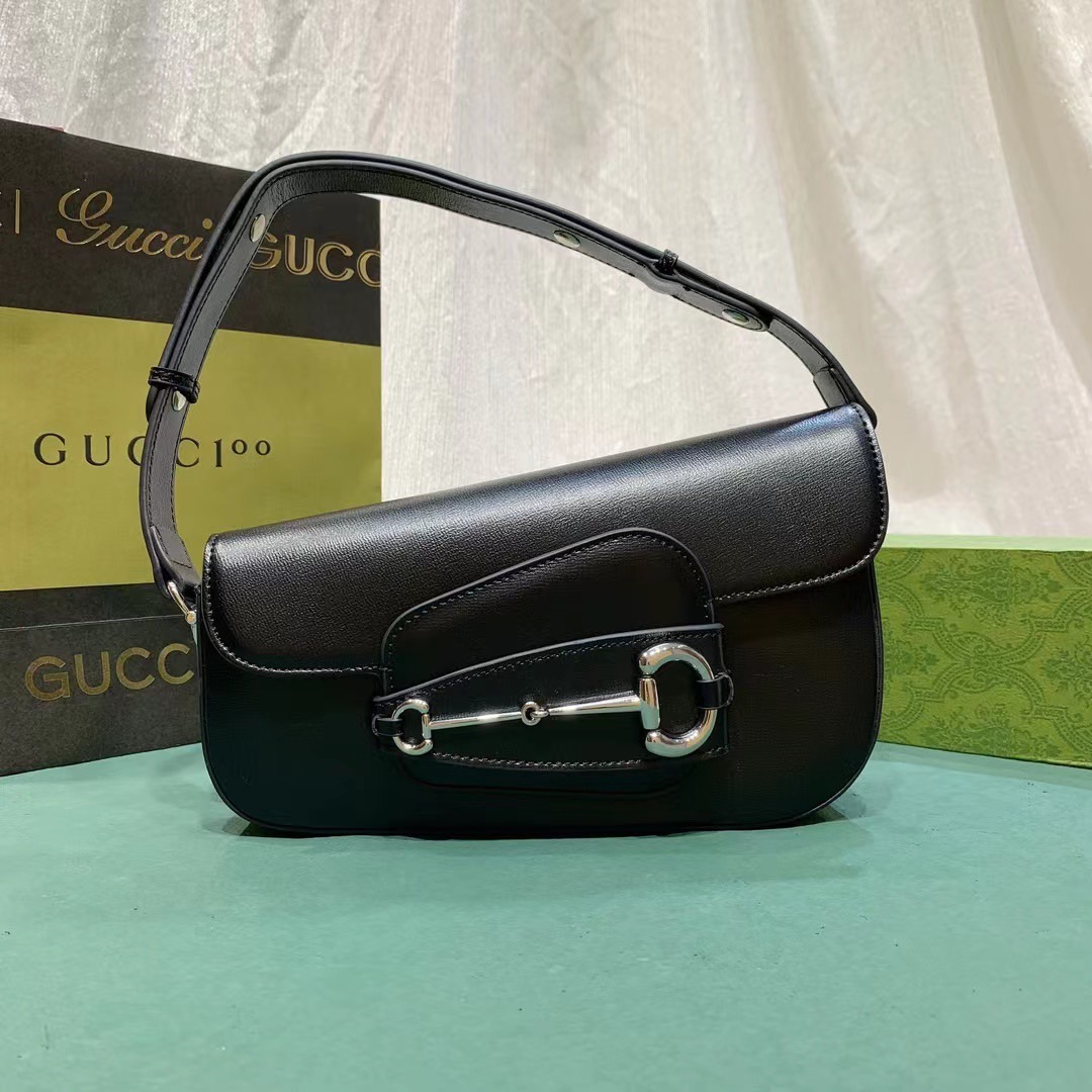 10" GUCCI HORSEBIT 1955 SMALL SHOULDER BAG by an asymmetrical shape กระเป๋าสะพายไหล่ดีไซส์รูปทรงร่วมสมัย