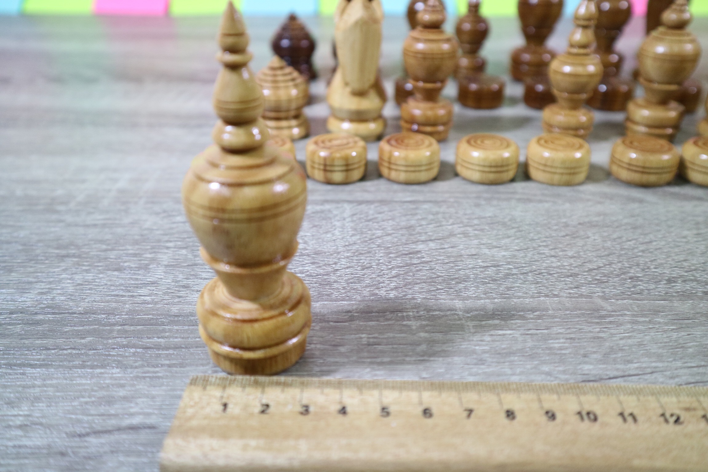 ตัวหมากรุกไทยไม้สักและไม้ยางพารา