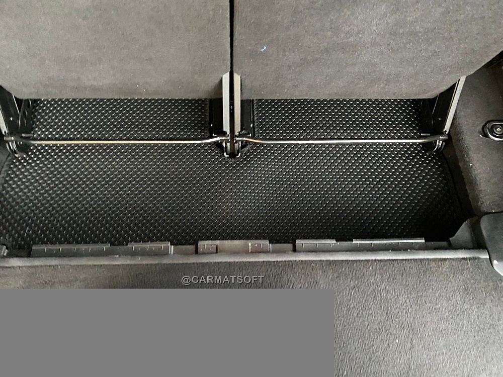 ยางปูพื้นรถยนต์ LANDROVER DISCOVERY 3-4 พรมกระดุมเม็ดเล็ก แลนด์โรเวอร์ ดิสคัฟเวอรี่ 3 เข้ารูป เต็มคัน