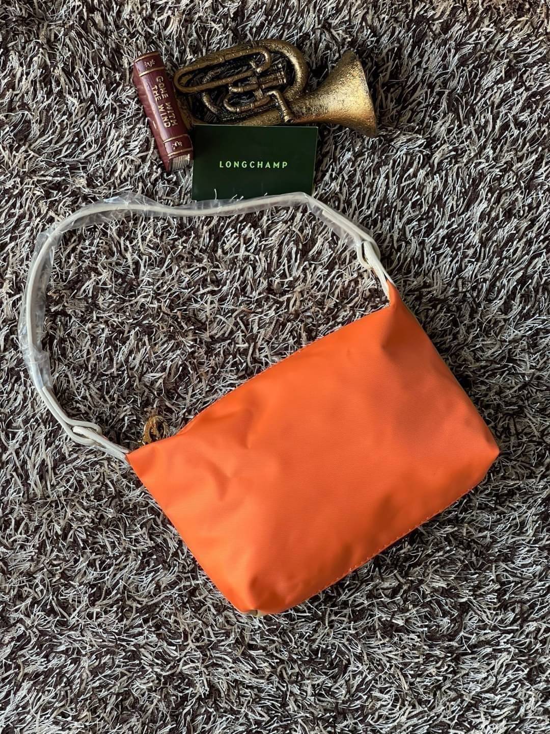 LONGCHAMP LE PLIAGE RE-PLAY Shoulder bag แฟน ๆ ของกระเป๋าไนลอนพกพาอันเป็นเอกลักษณ์ของแบรนด์ ตอนนี้มีคอลเลกชั่นใหม่ล่าสุดให้เลือกสรร